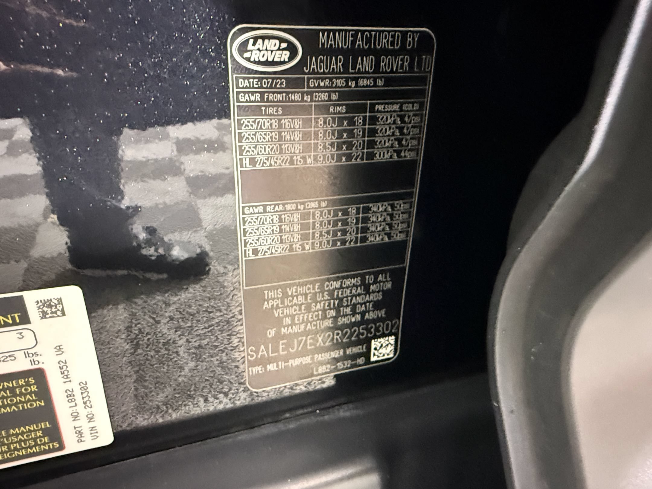 Used 2024 Land Rover Defender 110 S AWD/4WD image 24