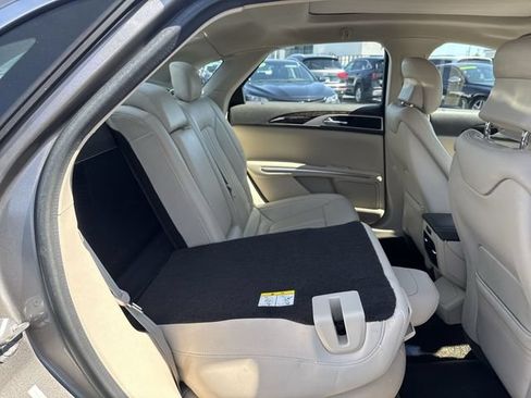 Used 2016 Lincoln MKZ w/ Equipment Group 300A Reserve FWD image 17