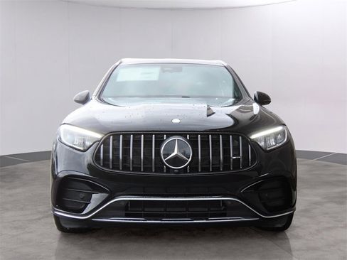 New 2025 Mercedes-Benz GLC 43 AMG 4MATIC image 2
