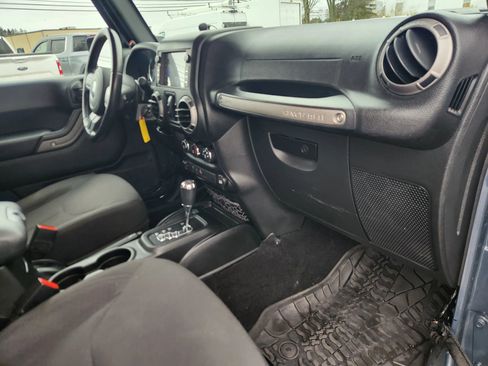 Used 2016 Jeep Wrangler Unlimited Sport w/ Quick Order Package 24S image 41