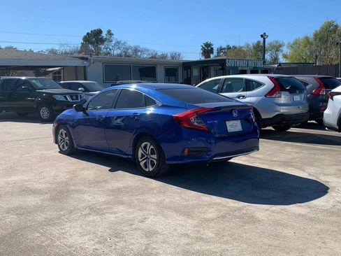 Used 2019 Honda Civic LX image 5