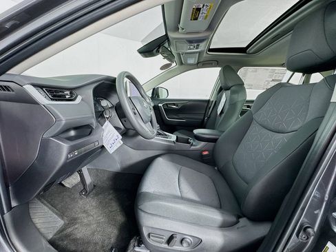 New 2025 Toyota RAV4 XLE image 13