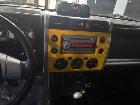 Used 2007 Toyota FJ Cruiser 4WD image 21