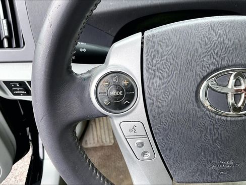 Used 2010 Toyota Prius Five image 21