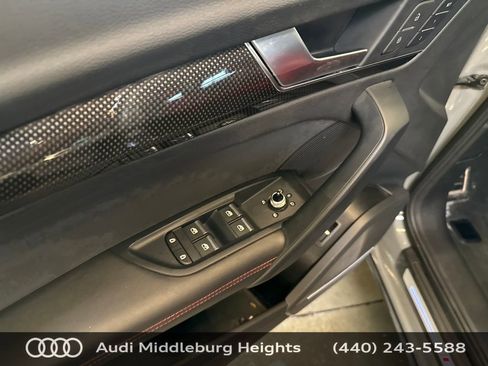 Used 2022 Audi SQ5 Prestige w/ Prestige Package image 11