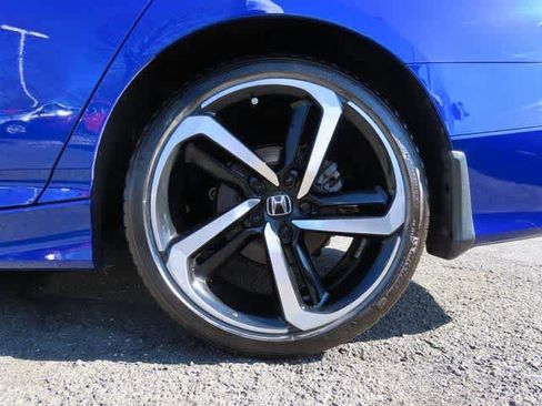 Certified 2022 Honda Accord Sport image 9