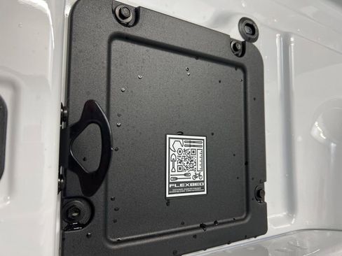 New 2026 Ford Maverick XL image 32