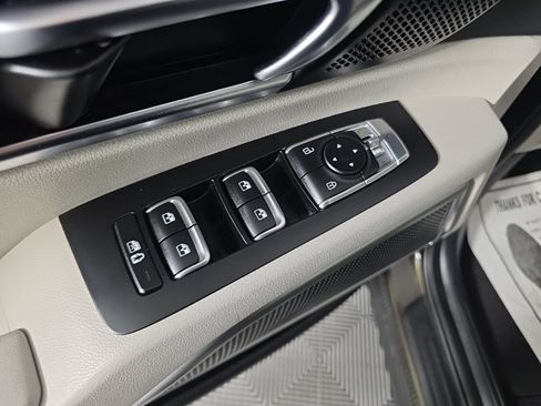 Used 2022 Kia Telluride EX w/ EX Premium Package AWD/4WD image 13