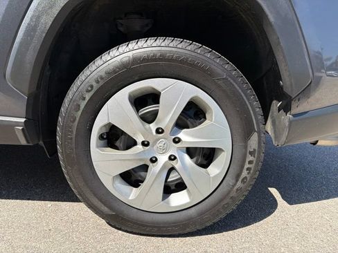 Used 2020 Toyota RAV4 LE w/ Carpet Mat Package FWD image 22