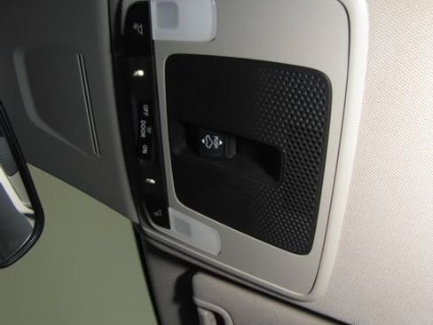 Certified 2024 Honda Civic EX-L image 8