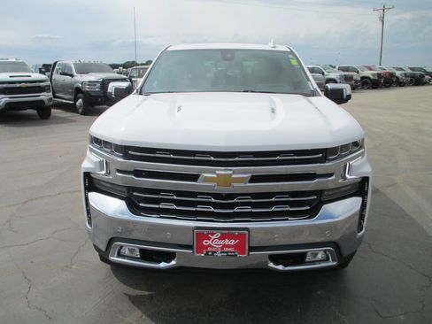 Used 2021 Chevrolet Silverado 1500 LTZ w/ LTZ Premium Package AWD/4WD image 14