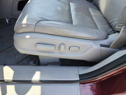 Used 2012 Honda CR-V EX-L image 22
