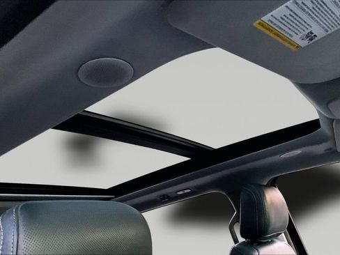 Used 2022 Ford F150 Limited image 19