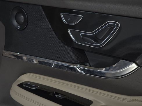 Used 2022 Lincoln Corsair Reserve w/ Equipment Group 201A image 41