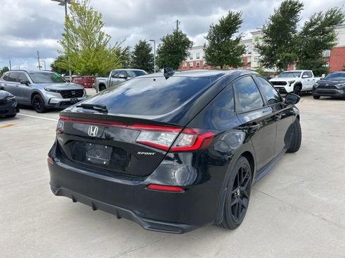 Used 2022 Honda Civic Sport image 3