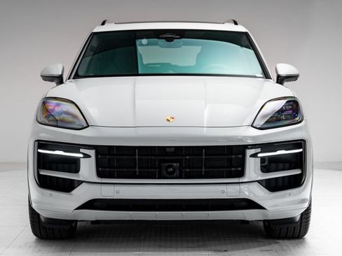New 2026 Porsche Cayenne GTS AWD/4WD image 34