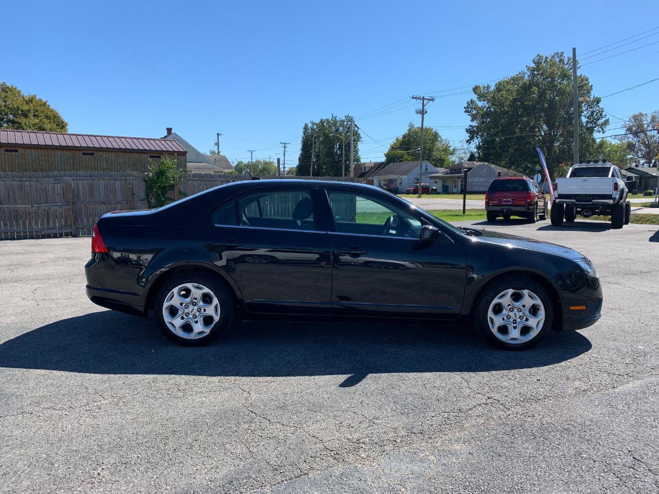 Used 2011 Ford Fusion SE w/ 202A Rapid Spec Order Code FWD image 6