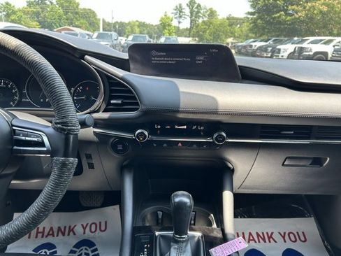 Used 2022 MAZDA MAZDA3 s image 20