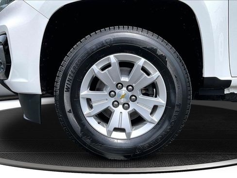 Used 2022 Chevrolet Colorado LT w/ Fleet Safety Package AWD/4WD image 35