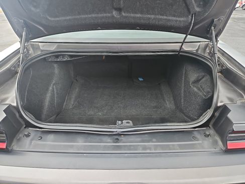 Used 2021 Dodge Challenger SXT image 12