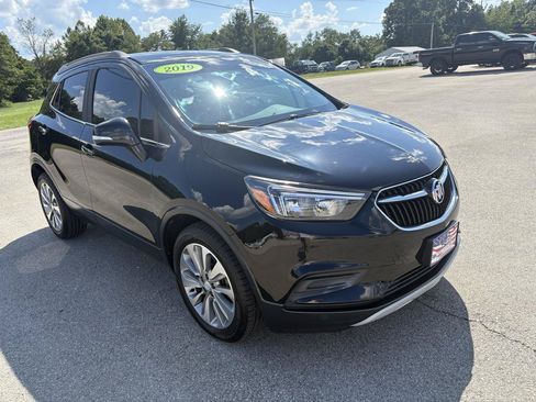 Used 2019 Buick Encore Preferred FWD image 1