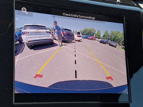 Certified 2025 Jeep Grand Cherokee Altitude AWD/4WD image 30