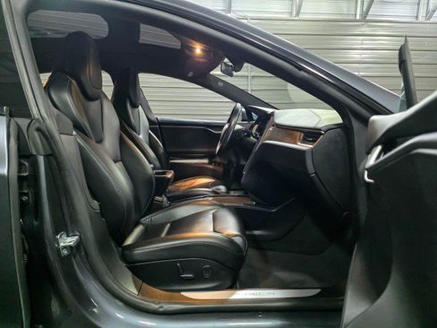 Used 2019 Tesla Model S Long Range image 14