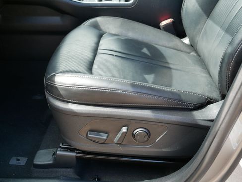 Certified 2025 Kia Sorento EX w/ EX Panoramic Sunroof Package AWD/4WD image 20
