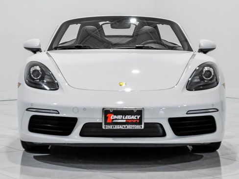 Used 2019 Porsche 718 Boxster image 3