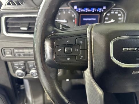 Used 2021 GMC Yukon Denali w/ Denali Premium Package image 15