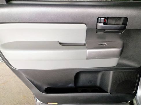 Used 2020 Toyota Sequoia SR5 RWD image 61