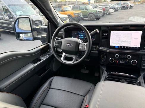 New 2026 Ford F250 Lariat w/ Black Appearance Package AWD/4WD image 19