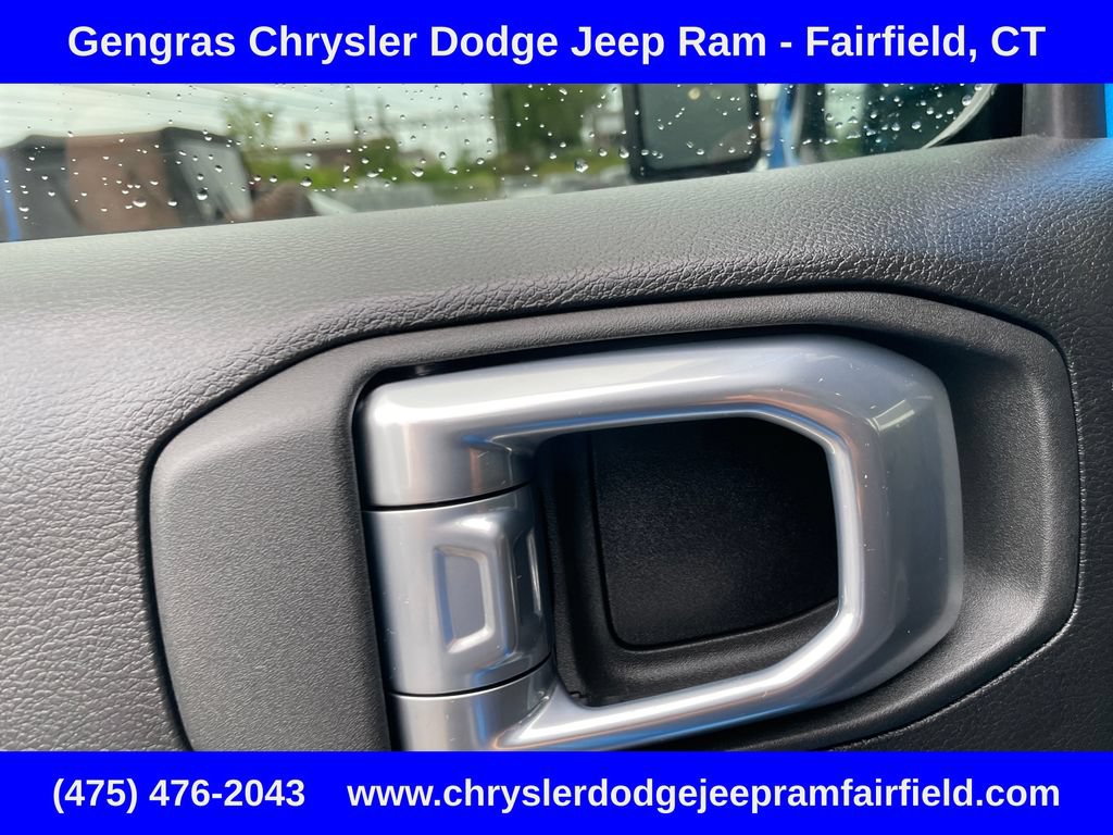 Certified 2025 Jeep Wrangler Unlimited Rubicon 4xe w/ Safety Group AWD/4WD image 39