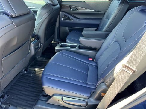 New 2026 INFINITI QX60 Sport image 14