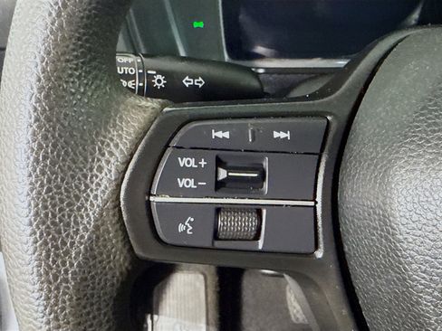 Used 2023 Honda Accord EX image 14