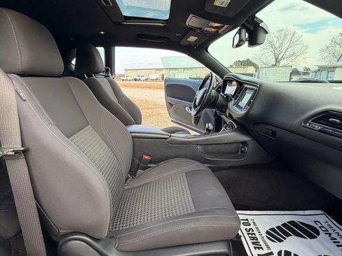 Used 2017 Dodge Challenger R/T w/ Blacktop Package image 10