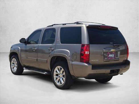 Used 2011 Chevrolet Tahoe LT w/ Luxury Package AWD/4WD image 7