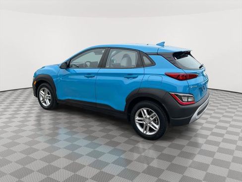 Used 2023 Hyundai Kona SE w/ Cargo Package image 4