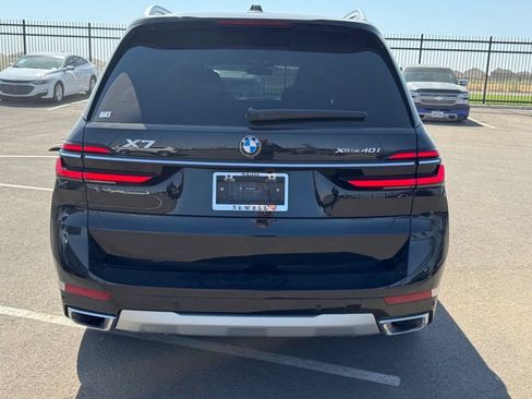Used 2025 BMW X7 xDrive40i w/ Premium Package AWD/4WD image 10