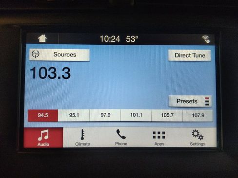 Used 2018 Ford Fusion SE w/ Fusion SE Technology Package image 25