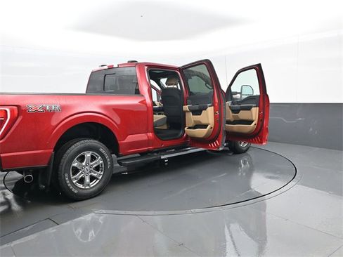 Used 2021 Ford F150 XLT w/ Equipment Group 302A High image 30