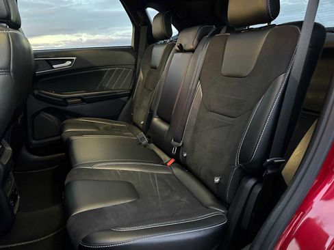 Used 2022 Ford Edge ST w/ Equipment Group 401A image 17