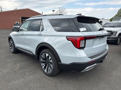 New 2026 Ford Explorer Platinum AWD/4WD image 4