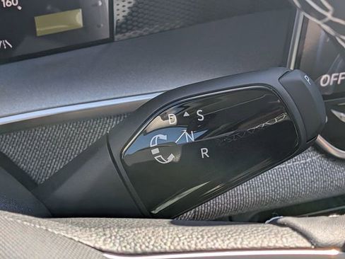 New 2026 Volkswagen Tiguan S image 16