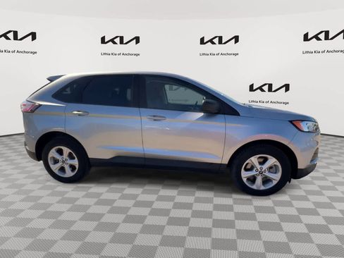 Used 2022 Ford Edge SE AWD/4WD image 9