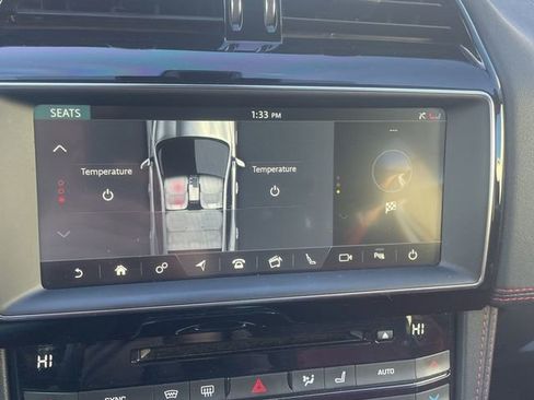 Used 2020 Jaguar F-PACE Checkered Flag image 9