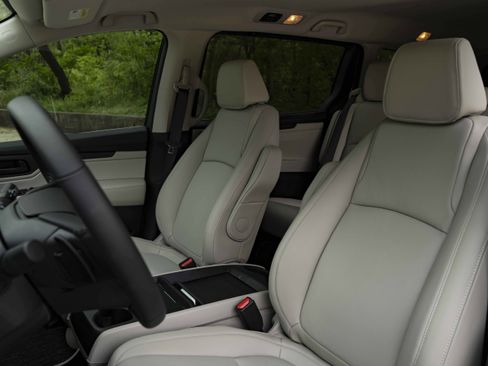 Used 2026 Honda Odyssey EX-L image 17