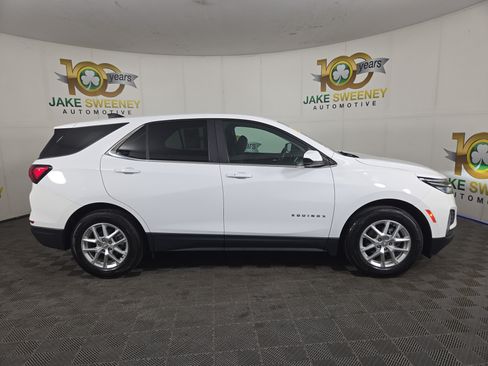 Used 2022 Chevrolet Equinox LT FWD image 11