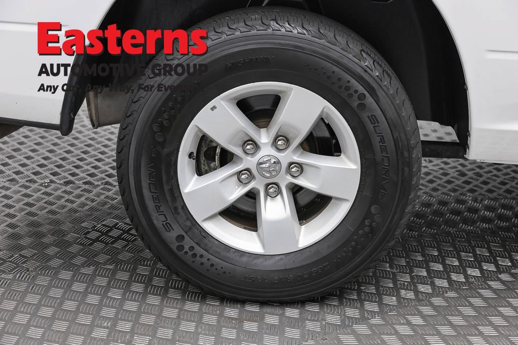 Used 2024 RAM 1500 Classic SLT AWD/4WD image 29