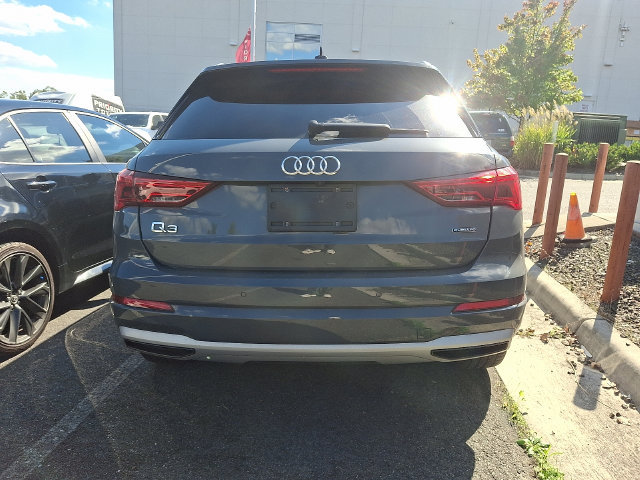 Used 2020 Audi Q3 2.0T Premium w/ Convenience Package AWD/4WD image 5